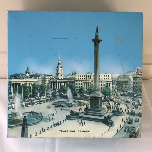 🇬🇧Vintage British 1960’s Scenes of London Metal Tin Box - Picture 2 of 9